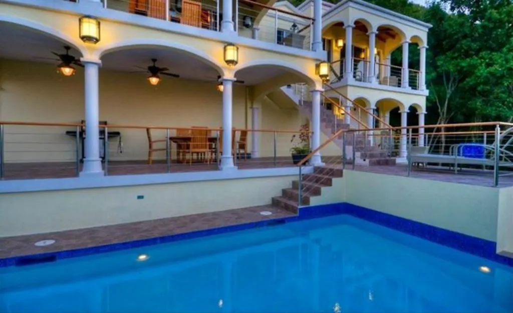 Villa Sirenetta Freshwater Pond